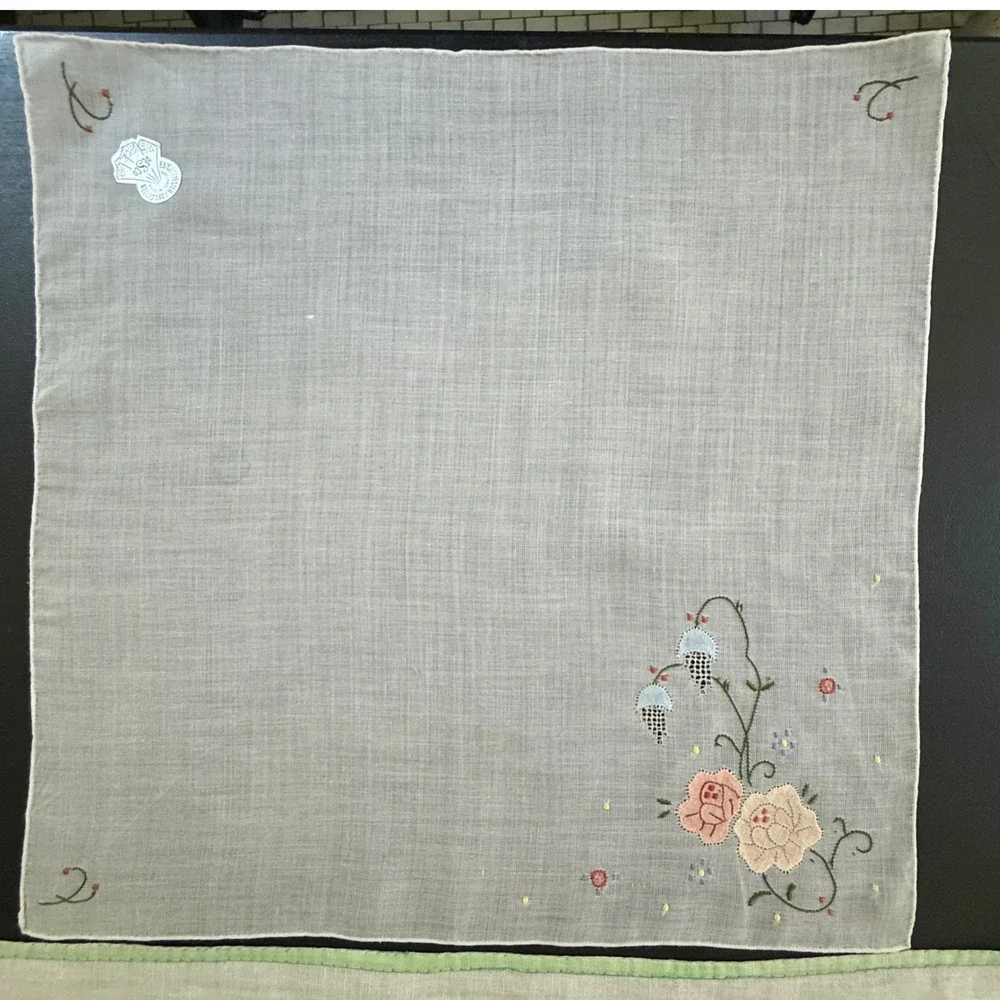 Vintage Hand Embroidered Floral Table Runner and Handkerchief Set Green White